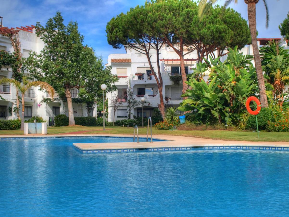 Sun Beach Apartment Estepona Exterior photo