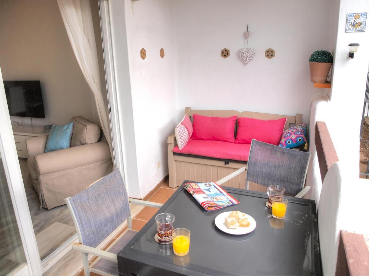 Sun Beach Apartment Estepona Exterior photo