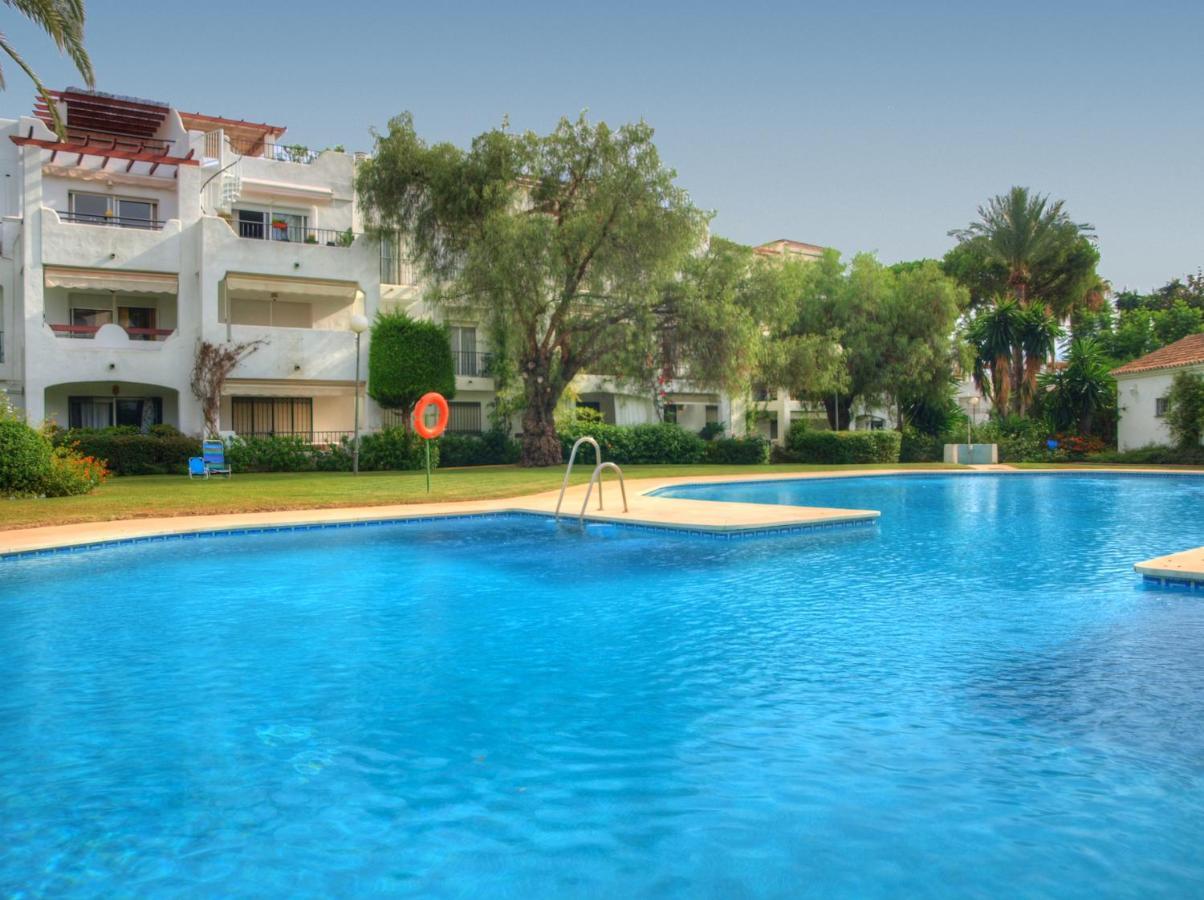 Sun Beach Apartment Estepona Exterior photo