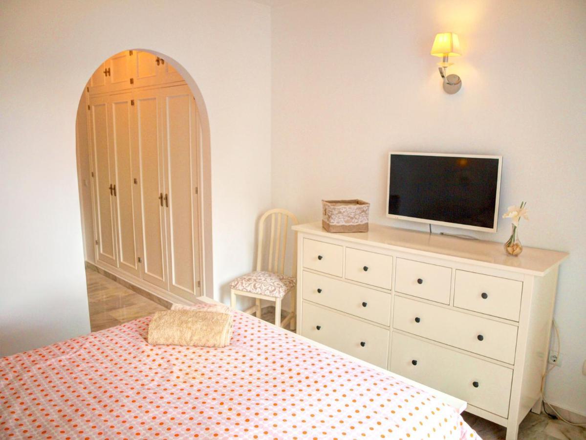 Sun Beach Apartment Estepona Exterior photo